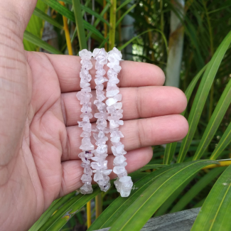 Natural Rose Quartz Chips Bracelet